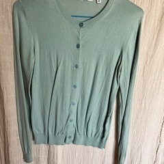 UNIQLO カーディガン　Sサイズ