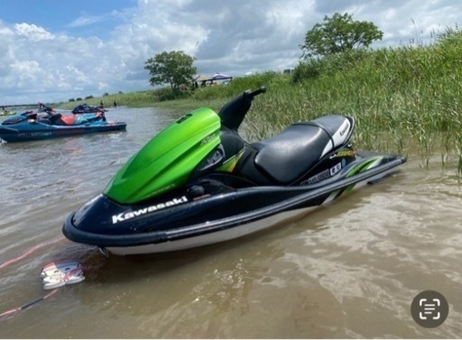ジェットスキー　Jetski kawasaki stx15-f