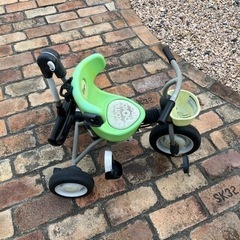 キッズ三輪車の画像