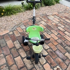 キッズ三輪車の画像