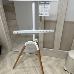 【新品未使用】Fydeamer イーゼル テレビスタンド