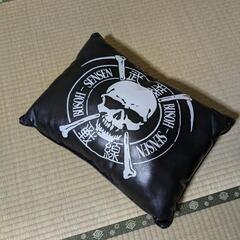 武装戦線のクッション