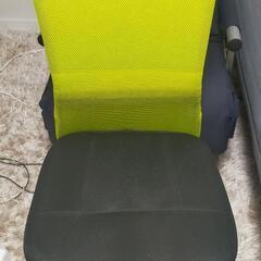 無料　オフィスチェア