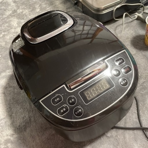 炊飯器　5合炊き
