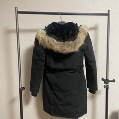 カナダグース　レディース ＸＳ　カバー・ハンガー付きの画像