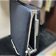 シングルベッド　折りたたみ式　キャスター付きの画像