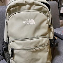 THE NORTHFACE カーキ色リュック 日本未発売　10.11土日対応引き取りのみ対応