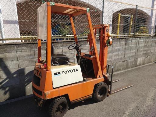 トヨタ　フォークリフト