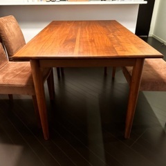 ダイニングテーブル（引取りのみ）の画像