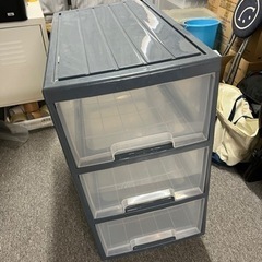 3段衣装ケースの画像