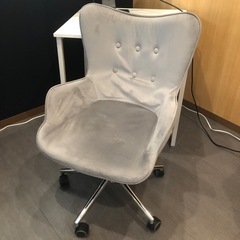 オフィスチェア　椅子　LOWYA イスの画像