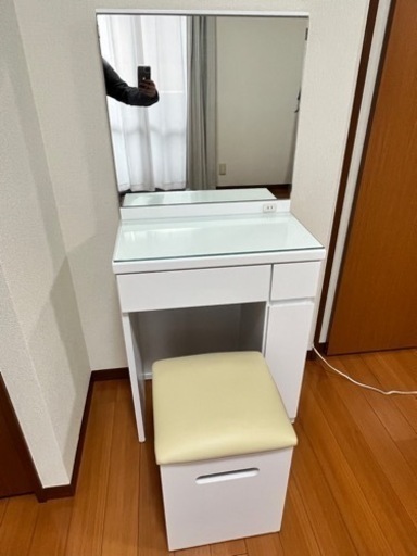 ドレッサー椅子付き