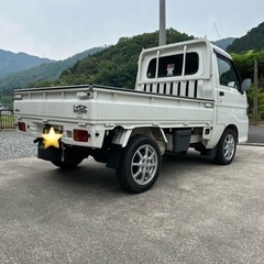 【値下げ】県内名変込み！【車検たっぷりあり】ダイハツDAIHATSU ハイゼットトラック！4WD MTの画像