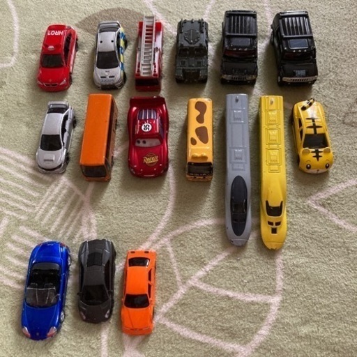 トミカ他ミニカーまとめ売り　16台