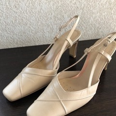 靴　ハイヒール　パンプス
