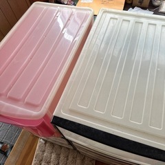 押入れ収納ケースの画像