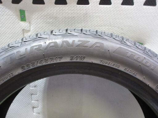 中古タイヤ　225/45R17　ブリヂストン　TURANZA  T001　8.5分山　2018年式　2本セット