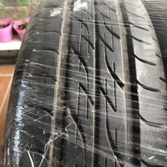 中古タイヤの画像