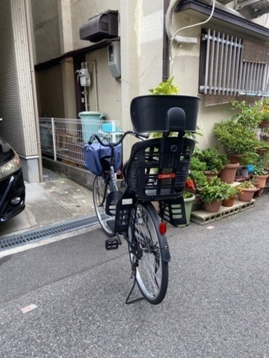Sold 中古　26 インチ自転車チャイルドシート付き