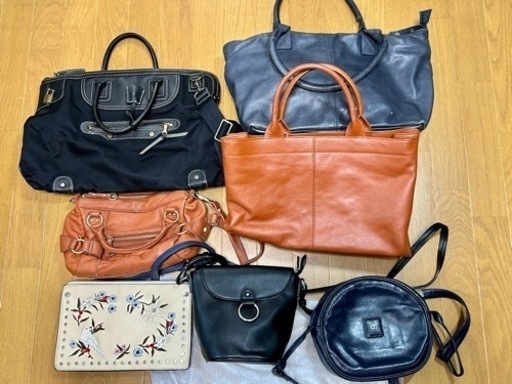 定価5千〜4万円のレディースバッグ美品7点セット