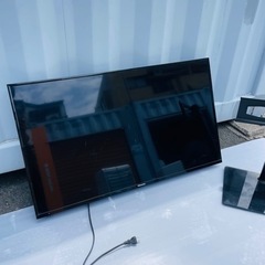 2019年製　ハイセンス　43インチ薄型液晶テレビ　スタンド付き