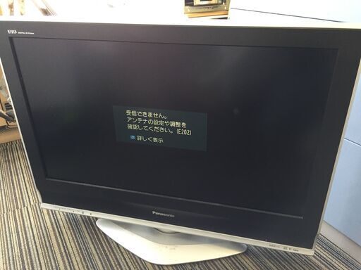 ♪【早目の引取希望】Panasonic パナソニック 液晶テレビ TH-32LX70 32V型 2007年製 通電確認済  (NF230628)ZI-1373