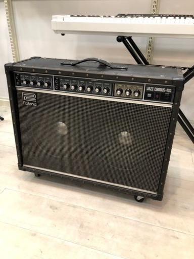 取りに来れる方限定！ＲＯＬＡＮＤのギターアンプです！