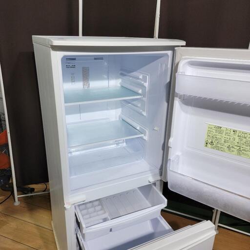 ?‍♂️h050630売約済み❌3542‼️お届け&設置は全て0円?‼️最新2020年製✨つけかけドア対応✨SHARP 137L 2ド