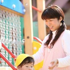 【幼稚園の保育補助】9:00～17:00勤務(土日祝休)／足立区...