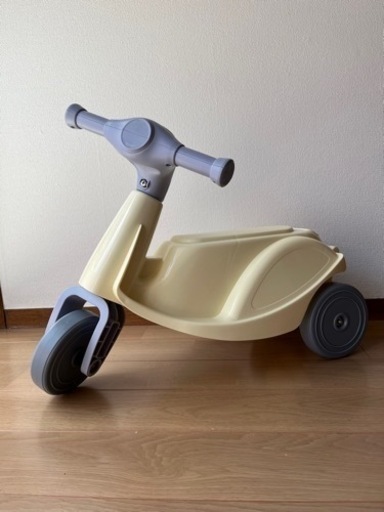 【美品】ピープル　ノレッタ（軽量バイク）おうちでもお外でも