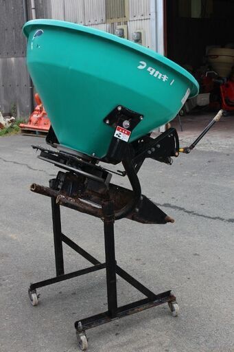 タカキタ　ブロードキャスター　散布機　農機具 ブロードキャスタ(600・800ℓ) – 株式会社タカキタ