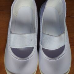  6月24日迄 15cm 運動靴 屋内用