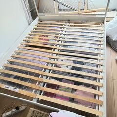 IKEA ダブルベッド