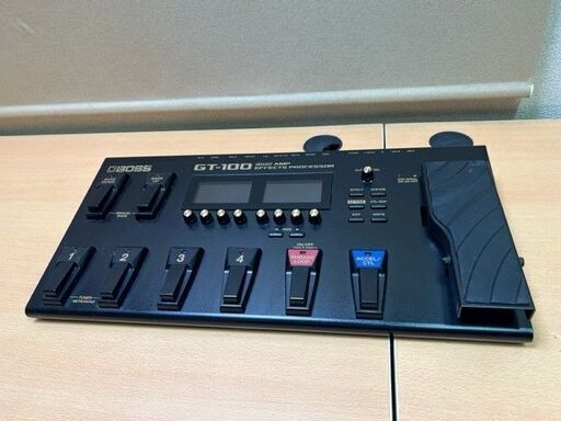 ジャンク品現状にて BOSS ボス GT-100 COSM Amp Effects Processor マルチエフェクター アダプタ無 引取のみ！