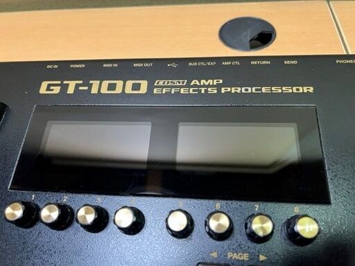 ジャンク品現状にて BOSS ボス GT-100 COSM Amp Effects Processor マルチエフェクター アダプタ無