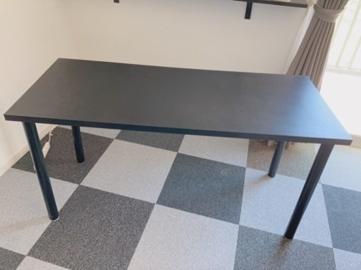 ニトリのテーブル140×59高さ70cm