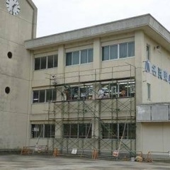 塗装屋　給与30万〜40万　頑張り次第で給与は上がります。の画像
