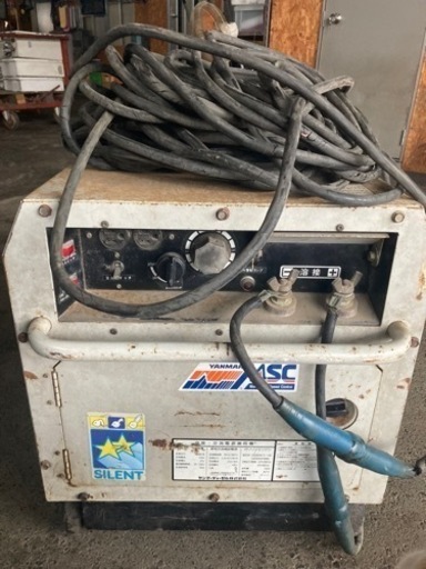 受け渡し決定致しました。ヤンマーディーゼル 溶接機 交流電源機 YGW140SS ガソリンエンジン