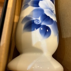 百合型7号花生 花瓶の画像