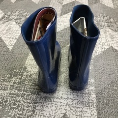 美品‼️ブルーの長靴25センチの画像
