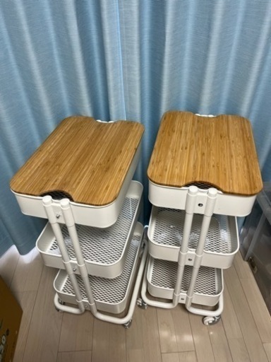 IKEA キャスター付きワゴン