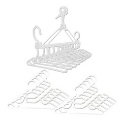 3点セット！ベビーバス＆リッチェルひんやりしないおふろマット＆10連ベビーハンガーの画像