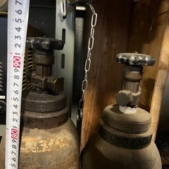 アセチレン　酸素タンク　調整機付き