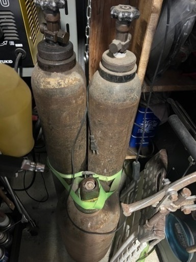 アセチレン　酸素タンク　調整機付き