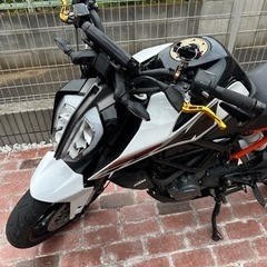 デューク125