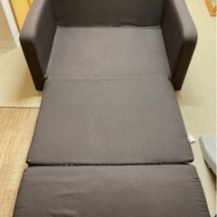 ソファーベッドの画像