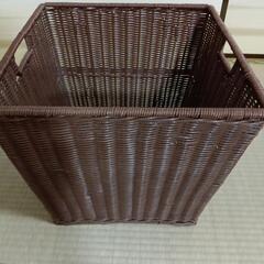 特大カゴ　取り引き中の画像