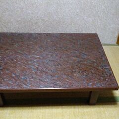 テーブル、写真中のテーブルカバー付。欲しい方は連絡をお願いします。の画像