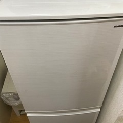 シャープ　137リットル　冷蔵庫の画像