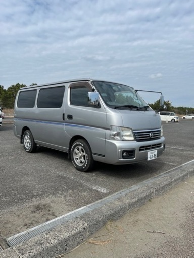 日産キャラバン10人乗り 4WD ディーゼル 5速マニュアルシフト 日産キャラバン10人乗り 4WD ディーゼル 5速マニュアルシフト